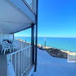 Acantilados La Mar De 살루