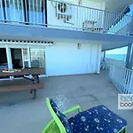 아파트 Acantilados La Mar De *